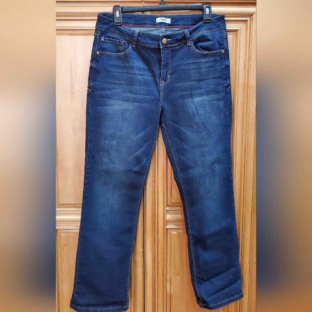 Kensie Cropped Jeans